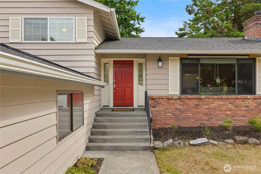 24211 88th Place W, Edmonds, WA 98026 - #2