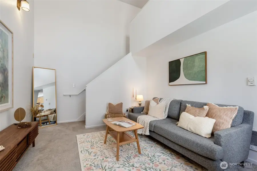 425 Vine St #721, Seattle, WA 98121 - #3