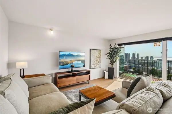505 Belmont Avenue E #1002, Seattle, WA 98102