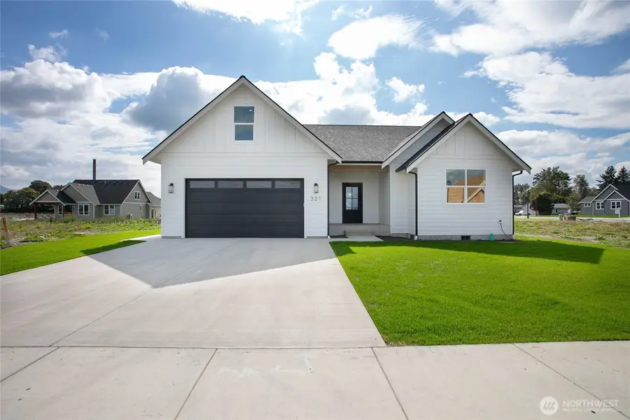 321 W 4th Street, Everson, WA 98247 - #2