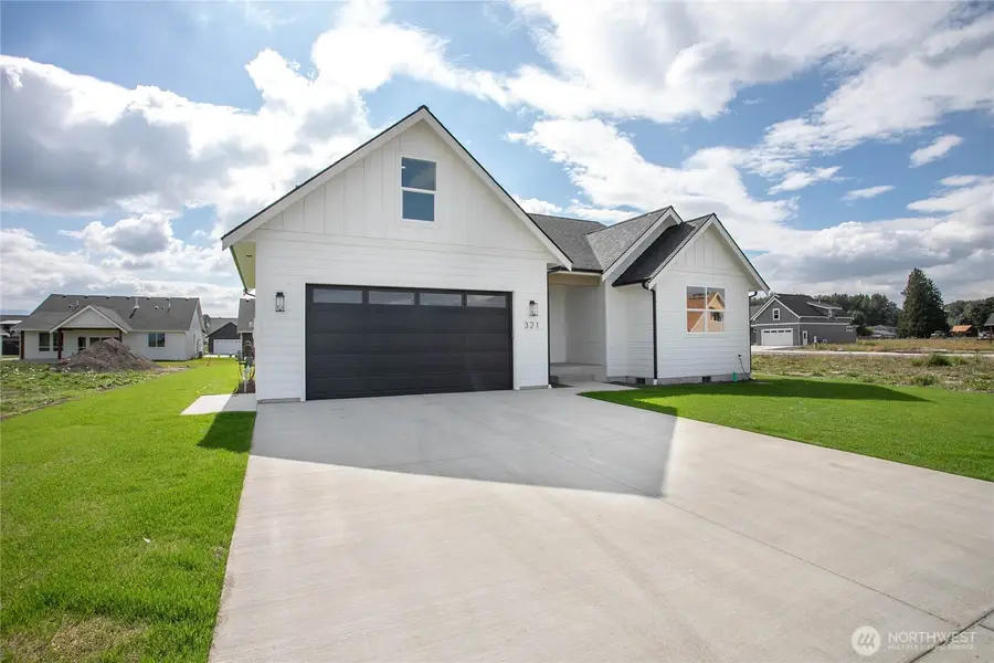 321 W 4th Street, Everson, WA 98247 - #3