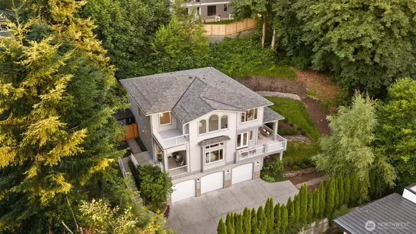 16125 SE 44th Way, Bellevue, WA 98006