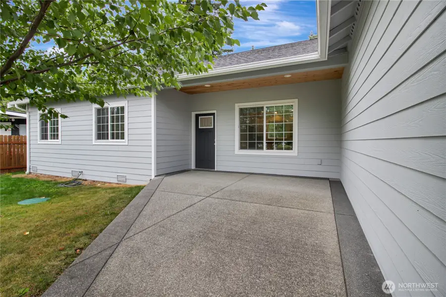 379 Piper Way, Camano Island, WA 98282 - #3