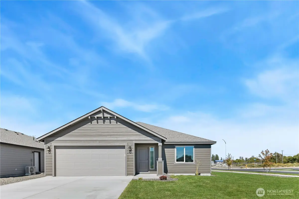 336 N Sandy Loop, Moses Lake, WA 98837 - #1