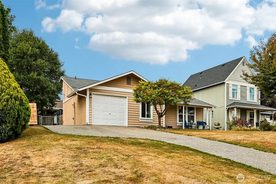 9626 65th Drive Ne, Marysville, WA 98270 - #2
