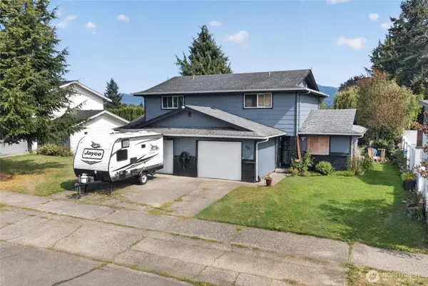 901 Melody Lane, Enumclaw, WA 98022