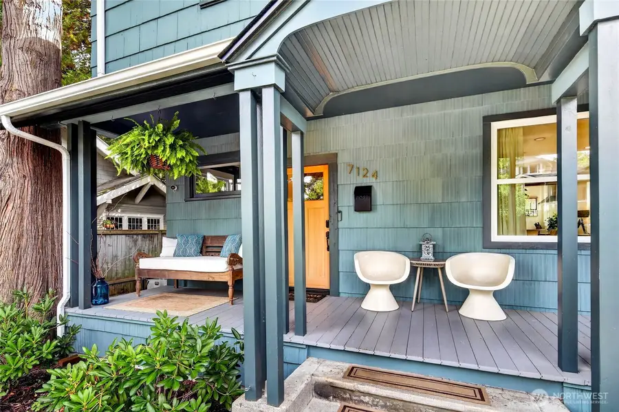 7124 Wright Avenue Sw, Seattle, WA 98136 - #2