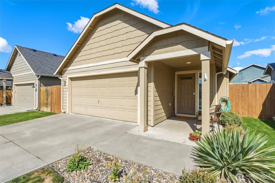 1202 SW Carver Street, College Place, WA 99324 - #3
