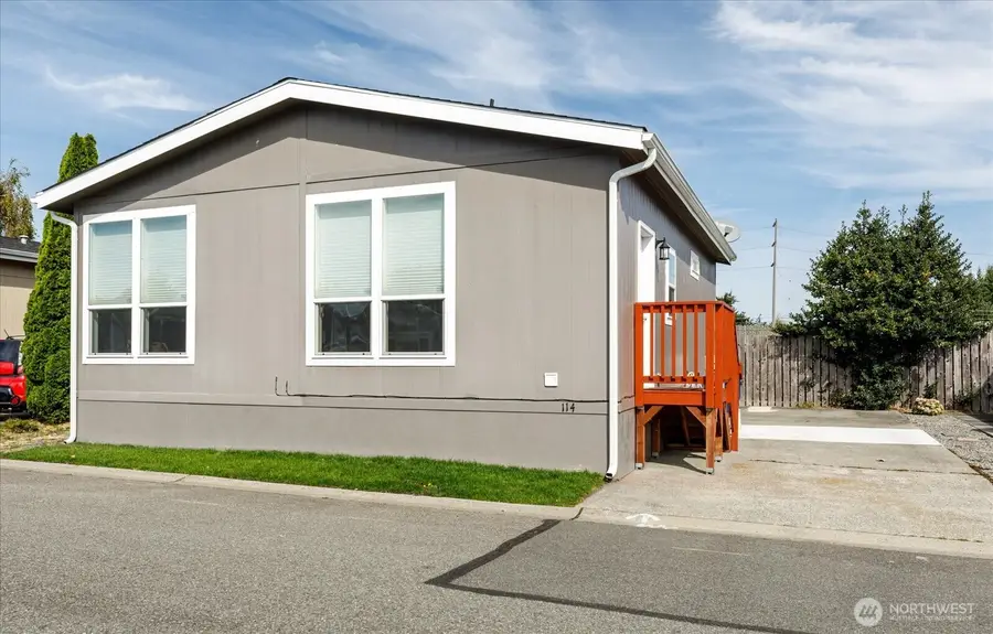 225 NE Ernst Street #114, Oak Harbor, WA 98277 - #2