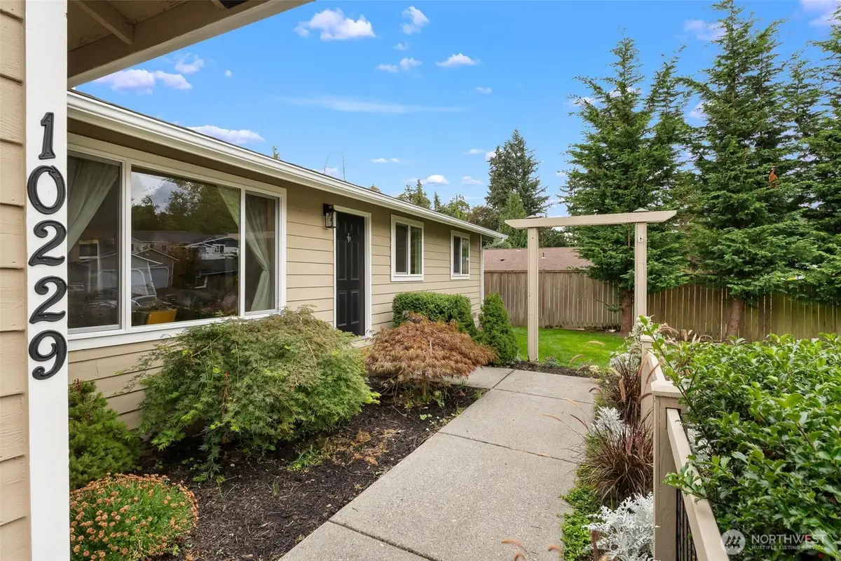 10229 27th Drive Se, Everett, WA 98208 - #1