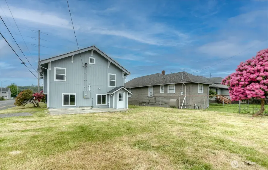 621 W 2nd Street, Aberdeen, WA 98520 - #2