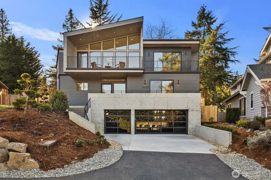 1653 105th Avenue Se, Bellevue, WA 98004 - #2