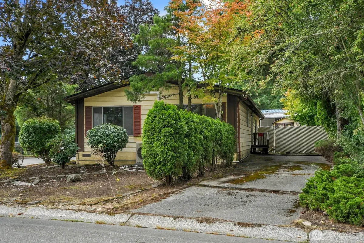 19501 129th Avenue Ne, Bothell, WA 98011 - #1