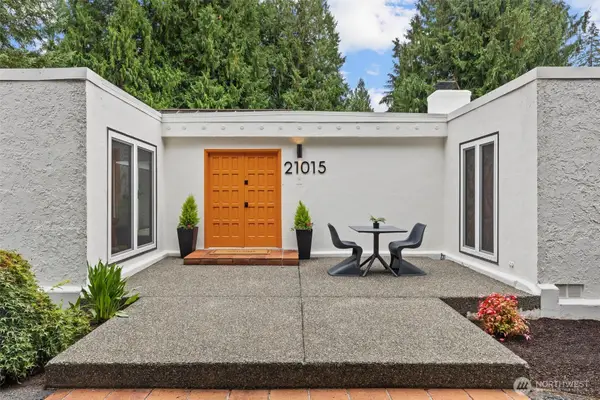 21015 NE 11th Street, Sammamish, WA 98074