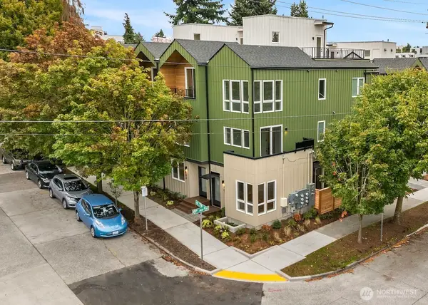 805 NE 71st Street, Seattle, WA 98115