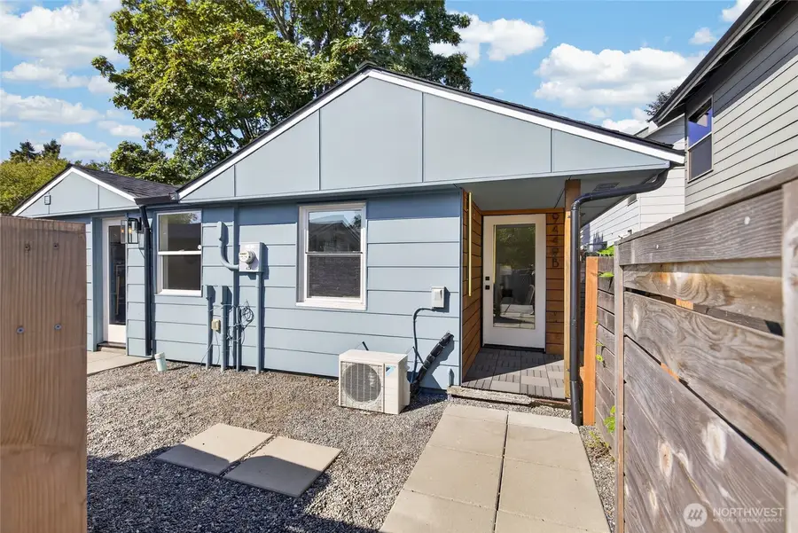 9449 5th Avenue Sw #B, Seattle, WA 98106 - #2