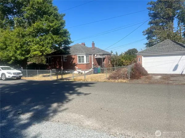 10456 18th Avenue S, Seattle, WA 98168