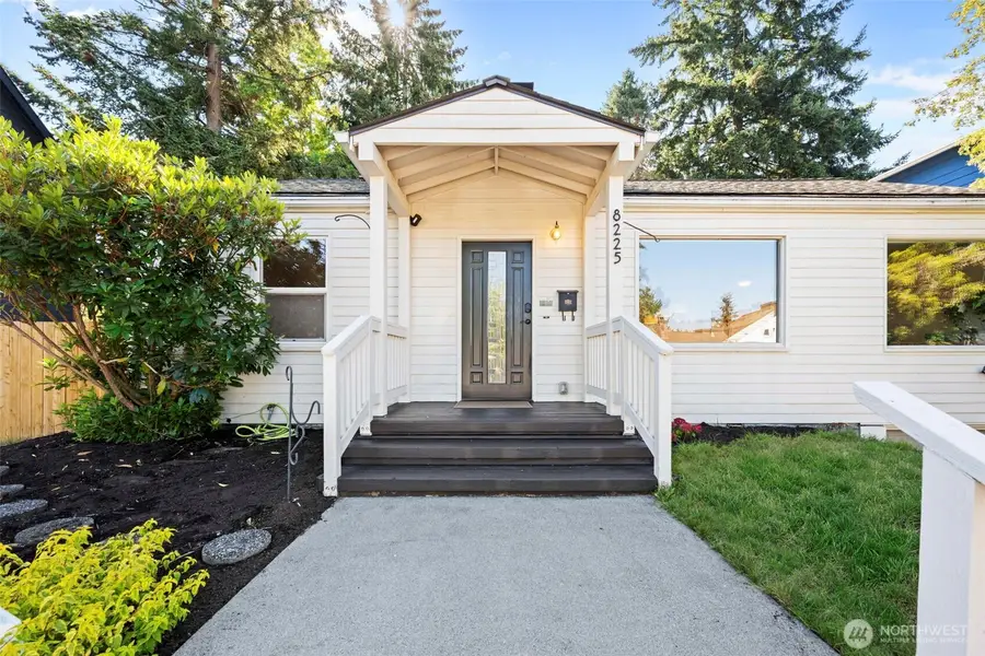 8225 22nd Place Ne, Seattle, WA 98115 - #3