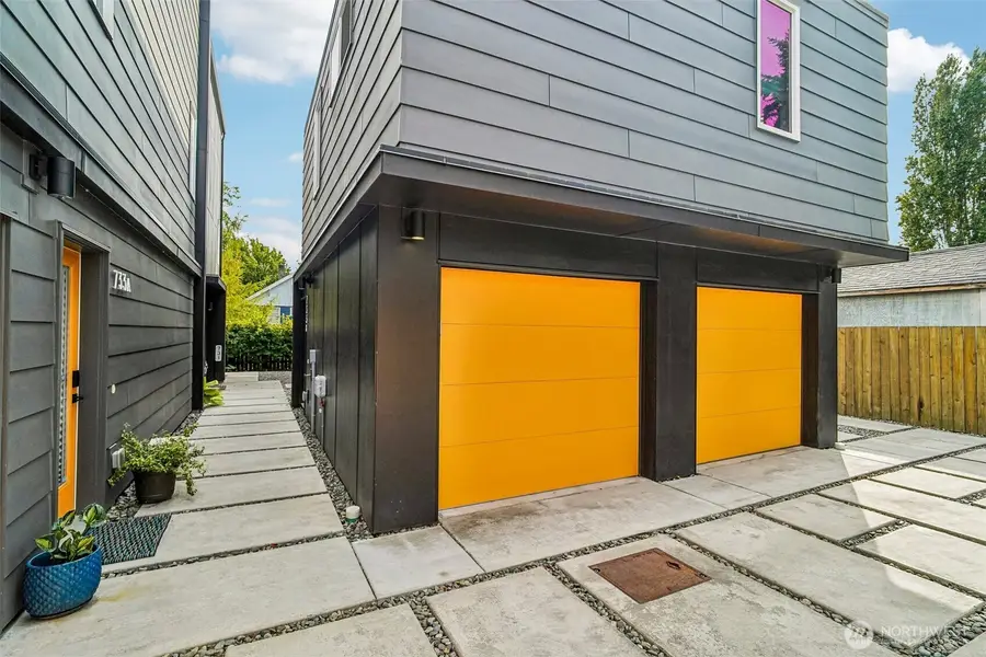731 S Southern Street #6, Seattle, WA 98108 - #2