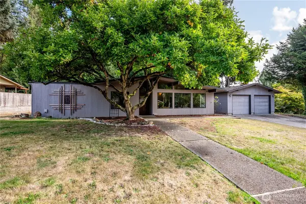 3560 Fairway Lane, Longview, WA 98632