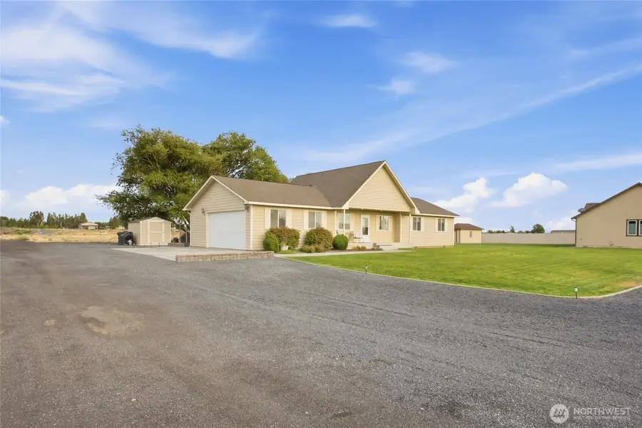 3489 Road F Ne, Moses Lake, WA 98837 - #3