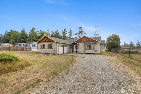 930 Donald Avenue, Oak Harbor, WA 98277