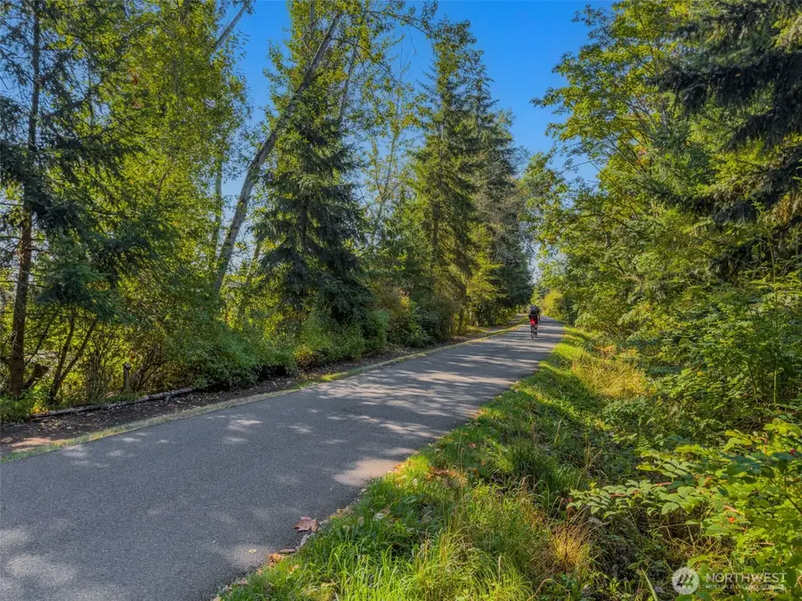 6015 53rd Avenue Ne, Seattle, WA 98115 - #3