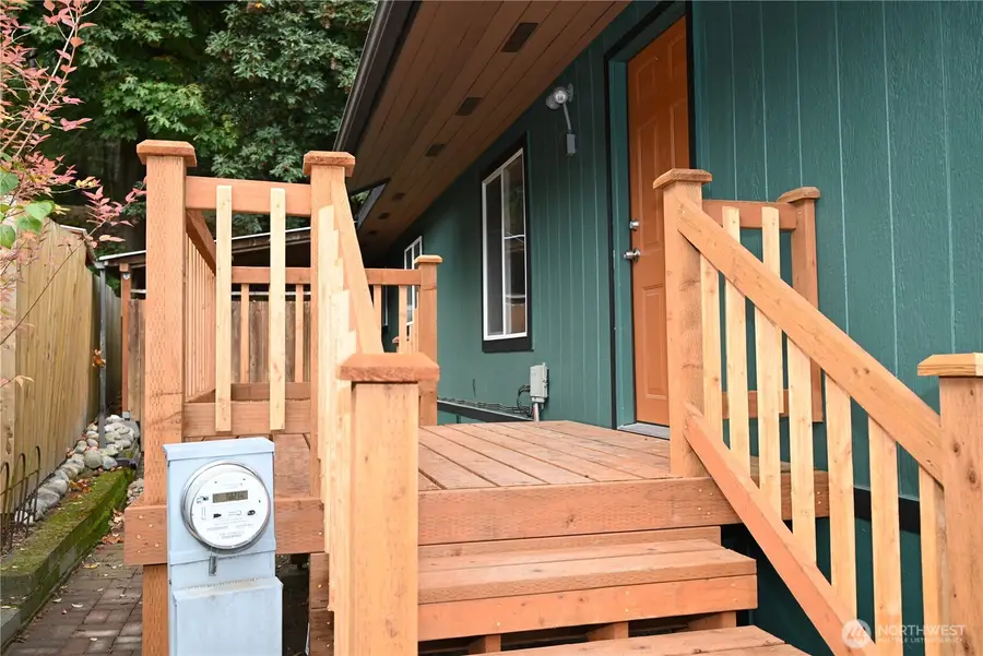 1438 NE Steele Creek Drive #102, Bremerton, WA 98311 - #2