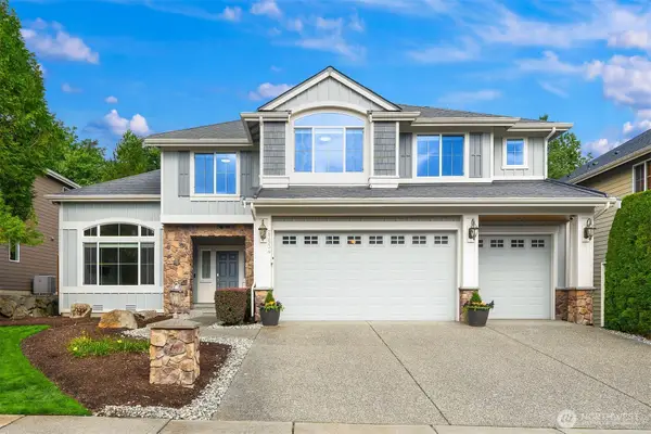 27534 SE 28th Place, Sammamish, WA 98075