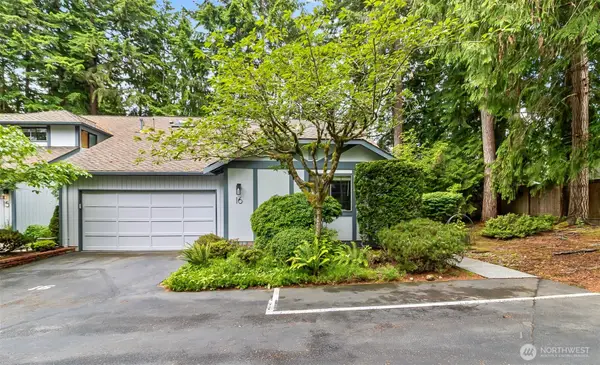 1805 Village Green Drive #16, Mill Creek, WA 98012