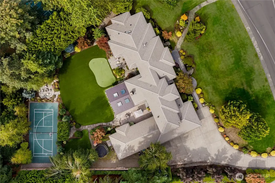 24733 SE Windsor Boulevard, Sammamish, WA 98074 - #2