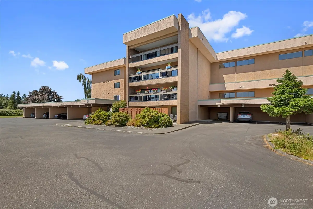 2021 N Laventure Road #201, Mount Vernon, WA 98273 - #1