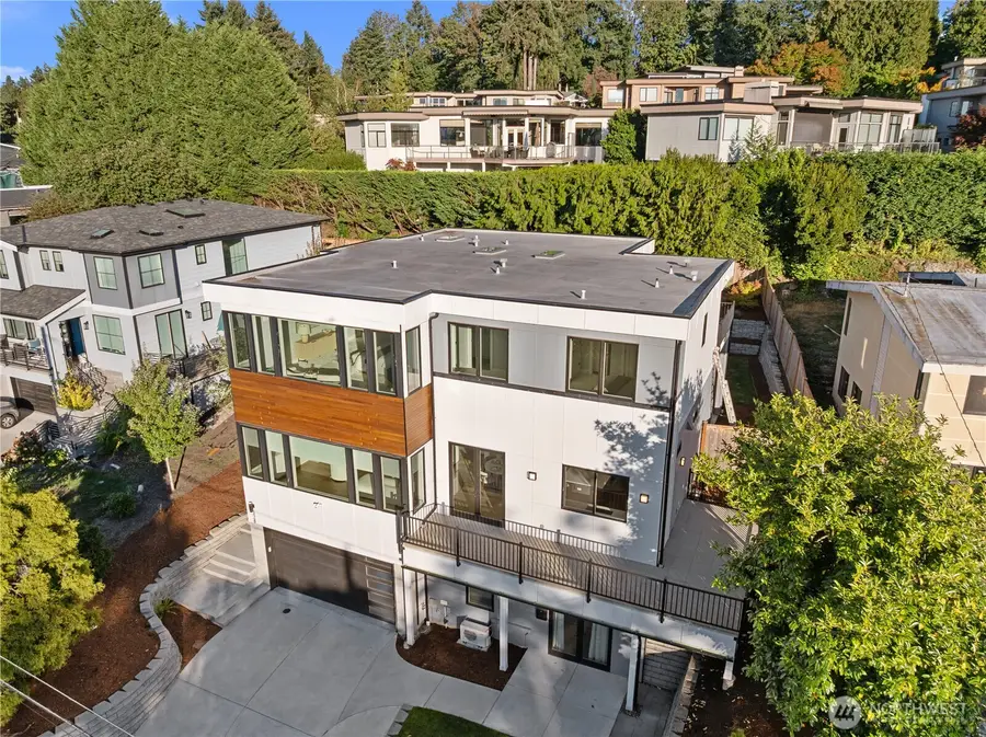 328 Slater Street S, Kirkland, WA 98033 - #3