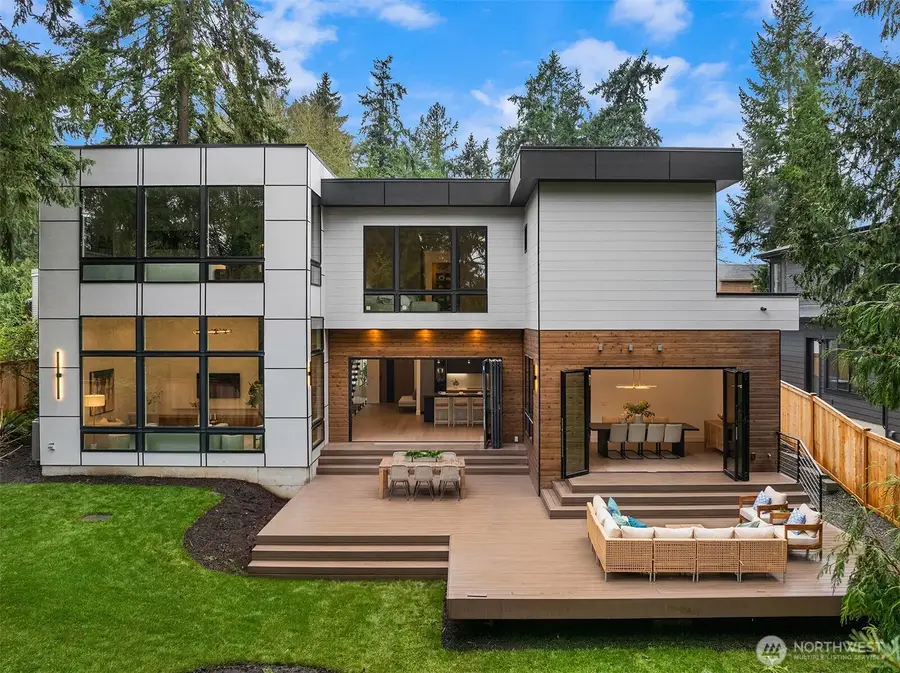 10656 Woodhaven Lane, Bellevue, WA 98004 - #2