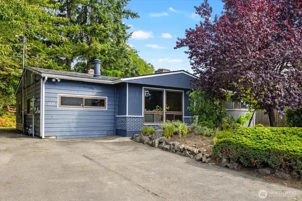 1235 8th Avenue S, Edmonds, WA 98020