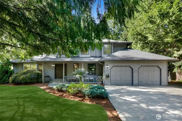 6833 207th Avenue Ne, Redmond, WA 98052