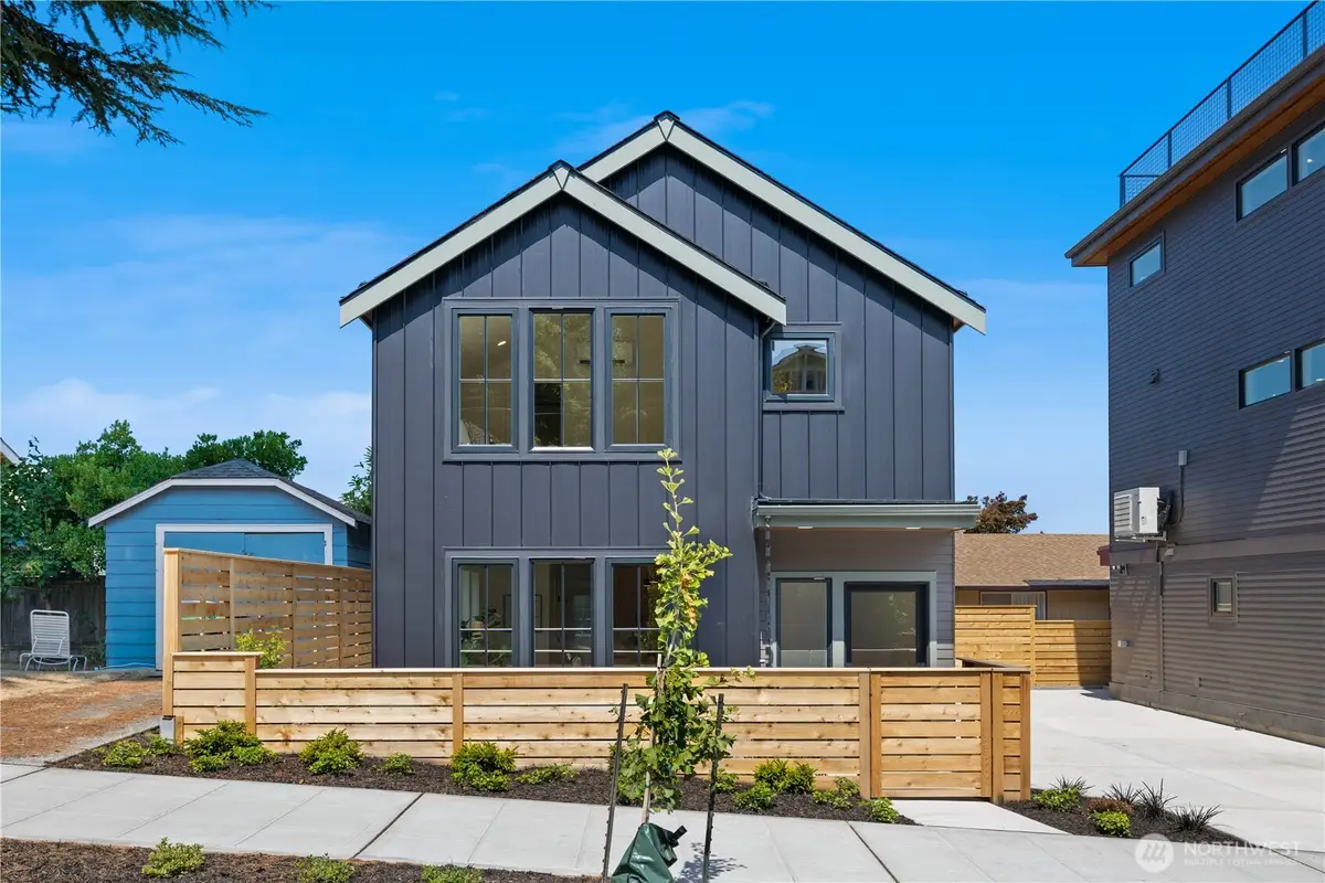268 Fulton Street, Seattle, WA 98109 - #1