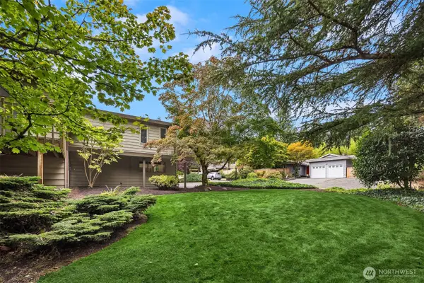 7433 NE 120th Place, Kirkland, WA 98034