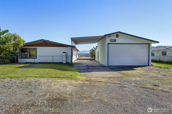 14317 Greenbelt Drive E, Sumner, WA 98391