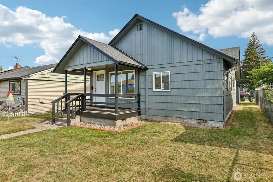 336 28th Avenue, Longview, WA 98632 - #2