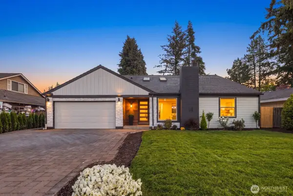 16839 NE 18th Street, Bellevue, WA 98008