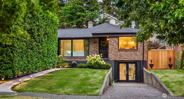 4706 48th Avenue Ne, Seattle, WA 98105