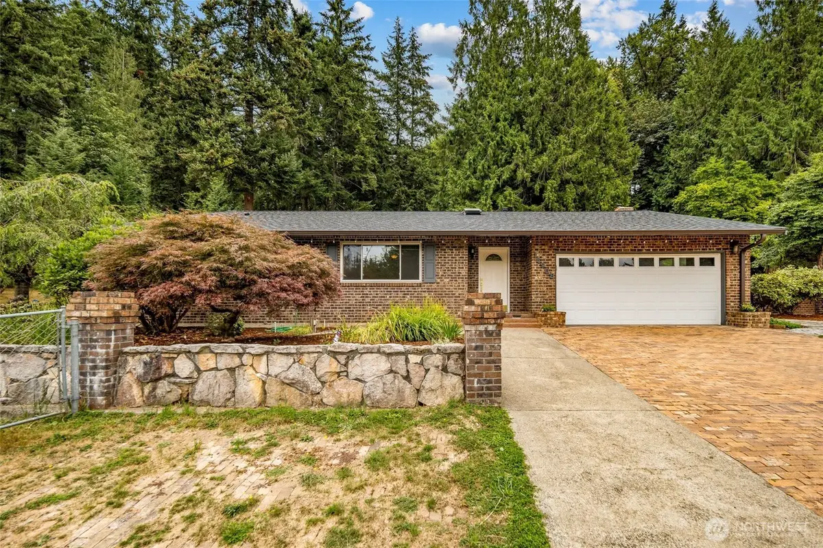 14908 221st Avenue Ne, Woodinville, WA 98077 - #1