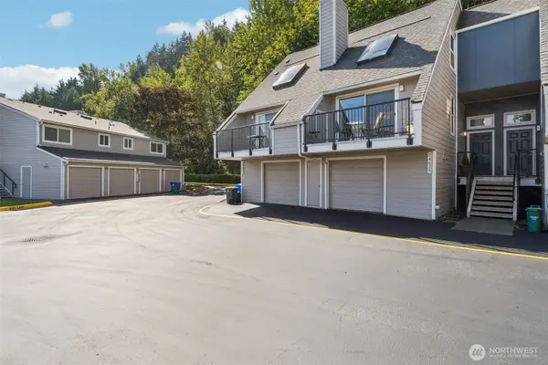 24625 45th Place S #20F2, Kent, WA 98032