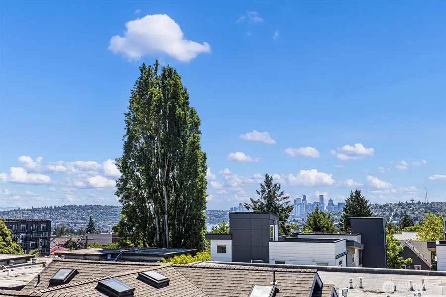 4432 Dayton Avenue N, Seattle, WA 98103 - #2