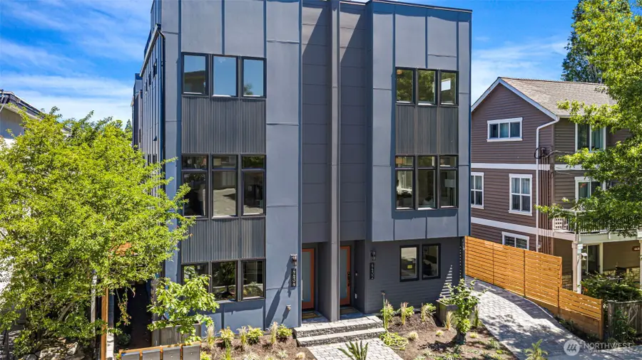 4432 Dayton Avenue N, Seattle, WA 98103 - #3