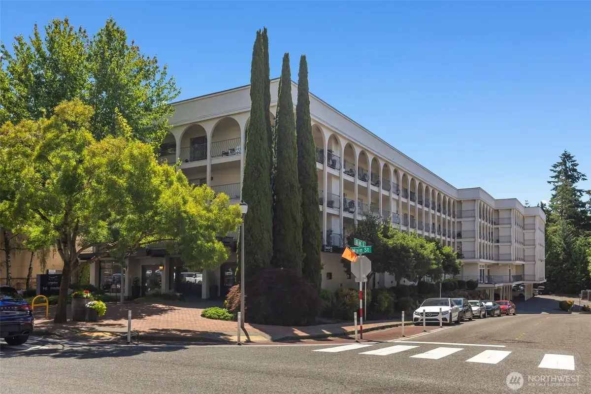 10129 Main Street #306, Bellevue, WA 98004 - #1