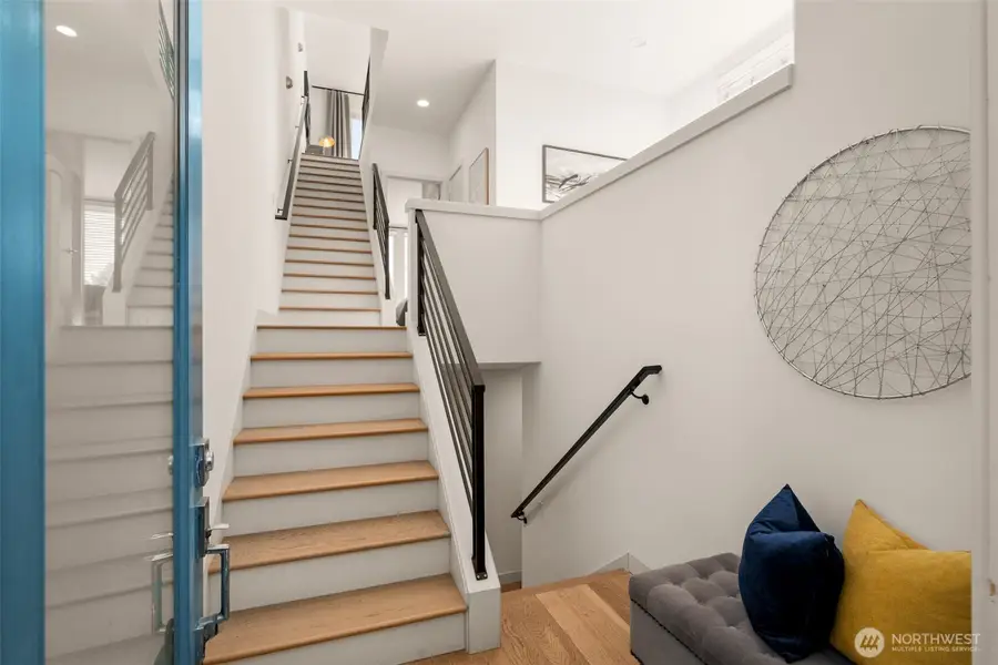 104 19th E, Seattle, WA 98112 - #3