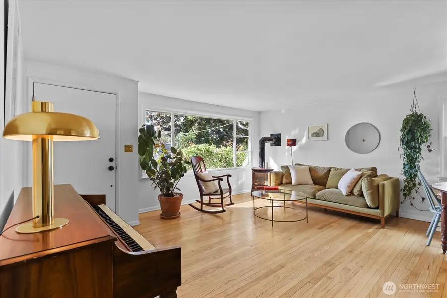 314 NW 44th Street, Seattle, WA 98107 - #3