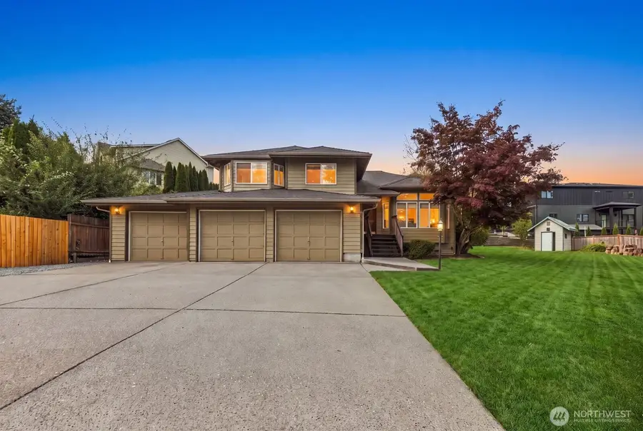 15928 Larch Way, Lynnwood, WA 98087 - #2